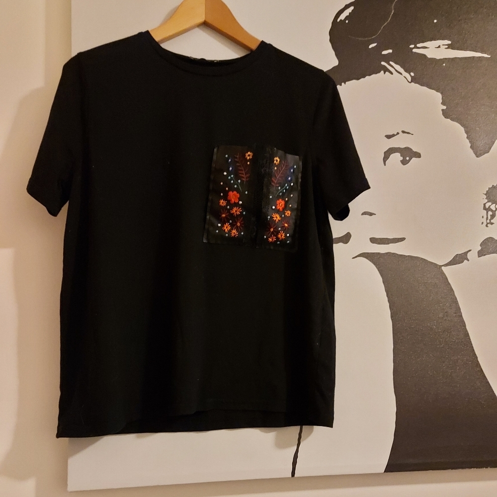 ZARA Trafaluc tee shirt